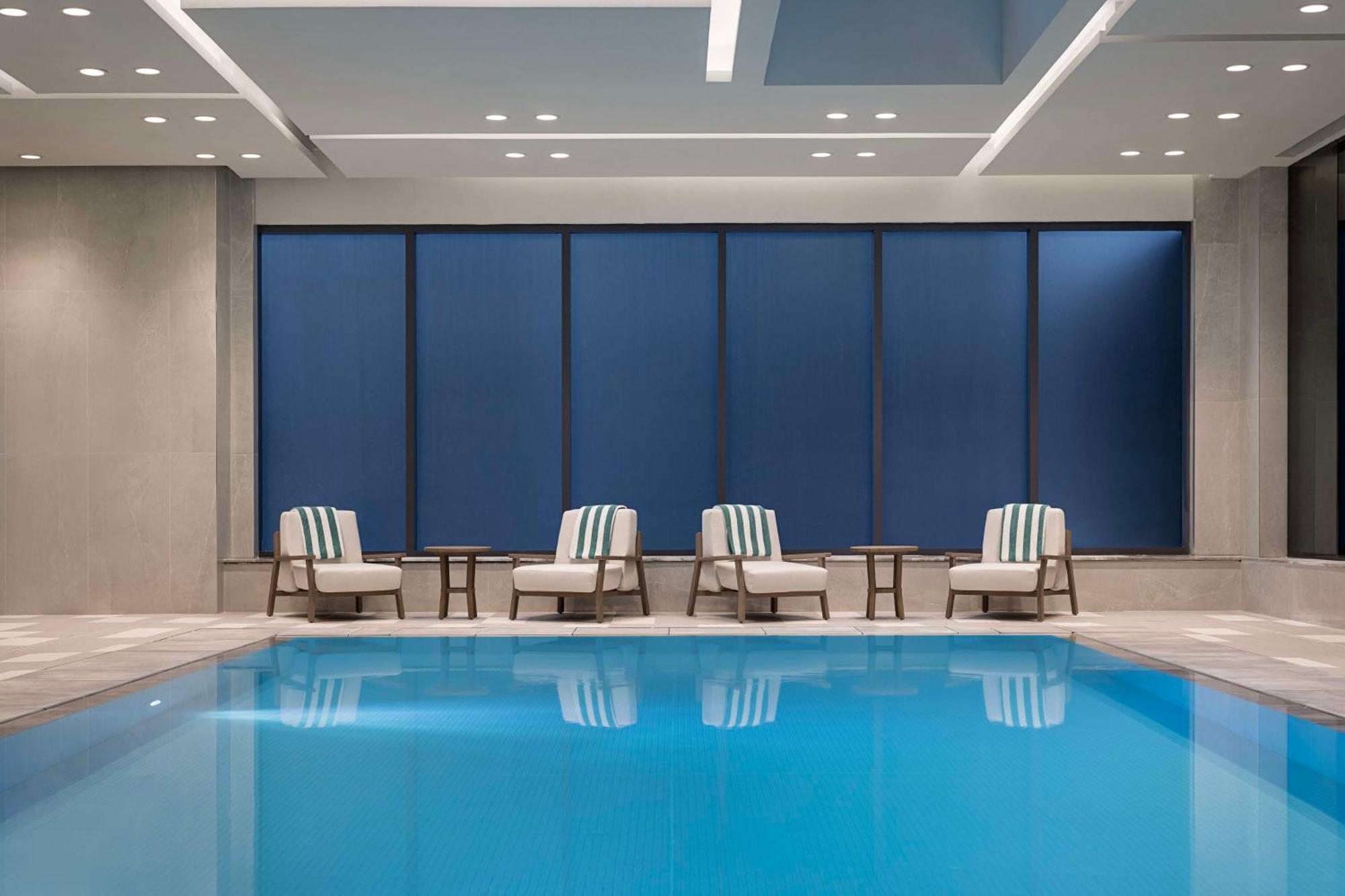 Canopy By Hilton Toronto Yorkville Exterior foto